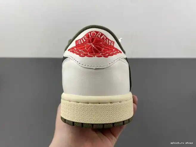 Rep X MEDIUM OLIVE TRAVIS AIR OG SCOTT JORDAN 1 DM7866-200 LOW 0525